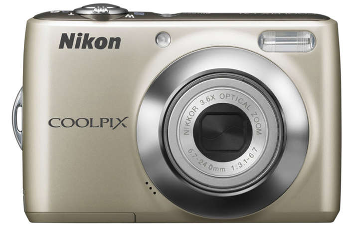 Nikon Coolpix L21 8MP Digital Camera with 3.6x Optical Zoom and 2.5-Inch LCD