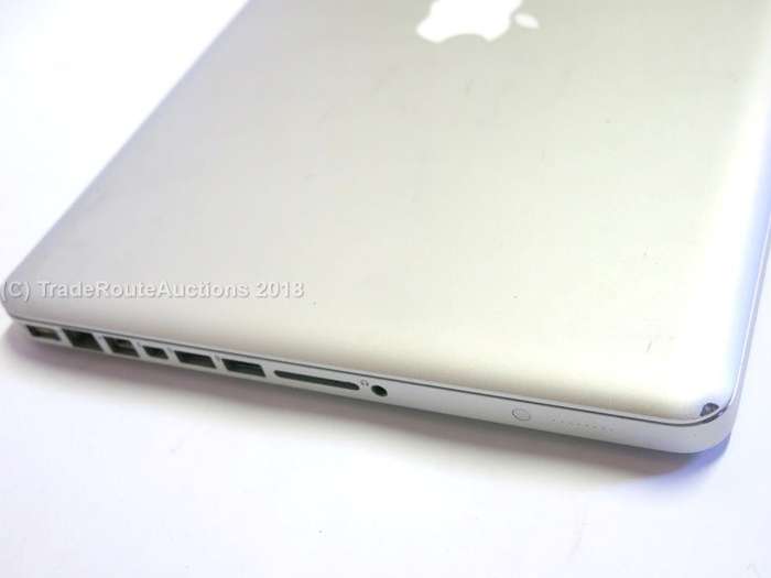 Apple MacBook Pro 13.3-inch | Core i5 2.3GHz | 4GB DDR3 RAM | 320GB HDD - ORIGINAL APPLE