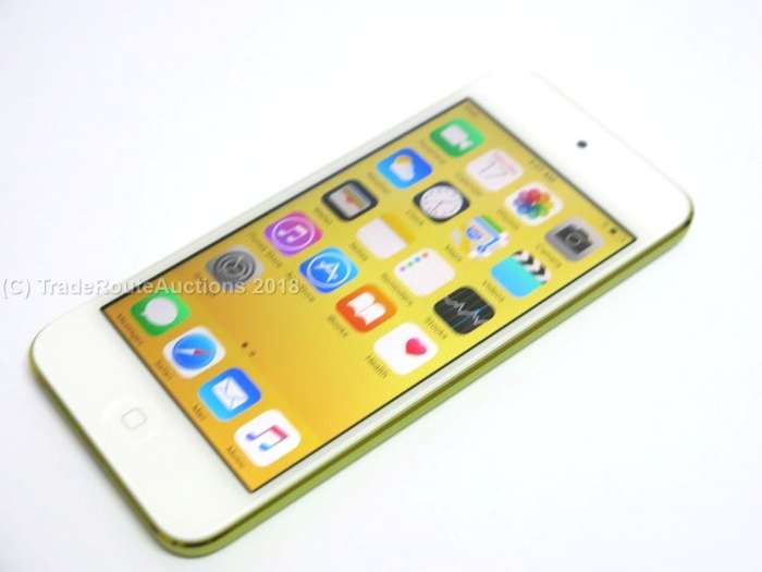 Apple iPod Touch | WHITE/GREEN | 32GB | 5th Generation | A1421 | MD714FD/A | RETINA DISPLAY