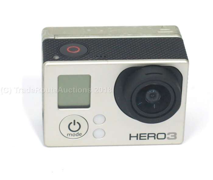 GOPRO HERO 3  CHDHN-301 [SILVER EDITION] Captures HD Video + LCD Attachment