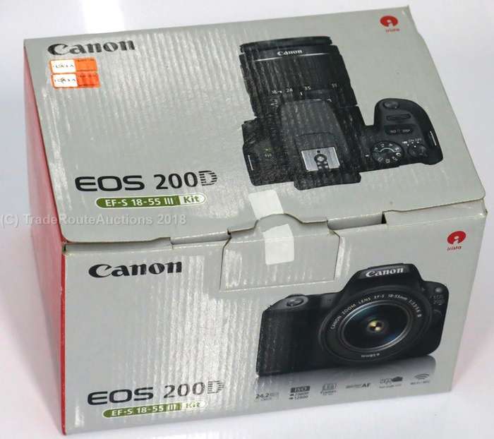 DEMO in box - Canon EOS 200D DSLR Camera - 24.2MP - DIGIC 7 - with Canon 18-55 III Lens kit