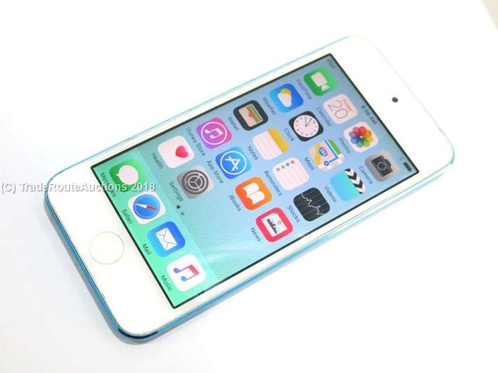 Apple iPod Touch | BLUE | 64GB | 5th Generation | A1421 | MD718BT/A | RETINA DISPLAY