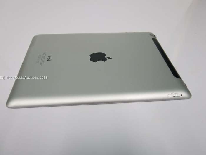 IPAD 4 | 16GB | WiFi ONLY | WHITE | IPAD4 RETINA DISPLAY - PLZ READ