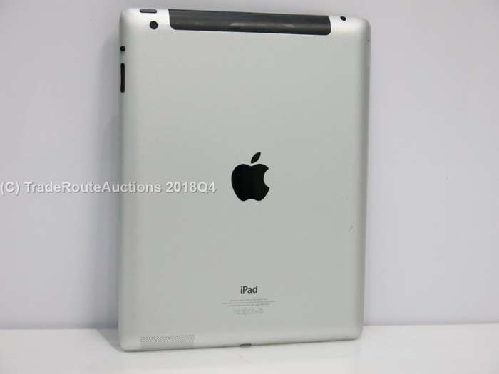 IPAD 4 | 64GB | 4G CELLULAR + WiFi | BLACK | A1460 | MD524HC/A ***  IPAD4 RETINA DISPLAY  ***