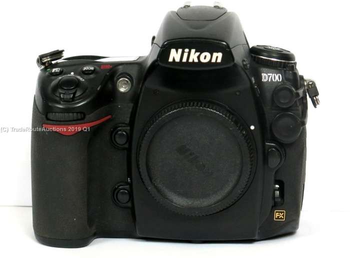NIKON D700 DSLR CAMERA Body PROFESSIONAL DSLR BODY