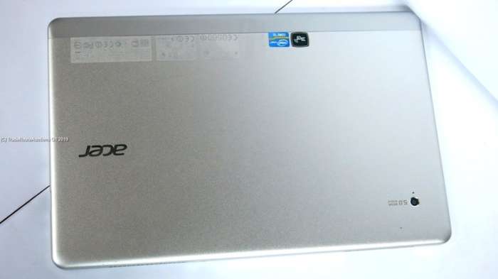 Acer Iconia W701P i5-3337U 11.6" Full HD Touch Tablet with Keyboard