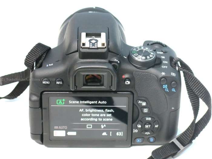 CANON EOS 750D Digital SLR CAMERA BODY PLUS CANON 18-55 IS STM LENS KIT - 24.2 MEGAPIXELS