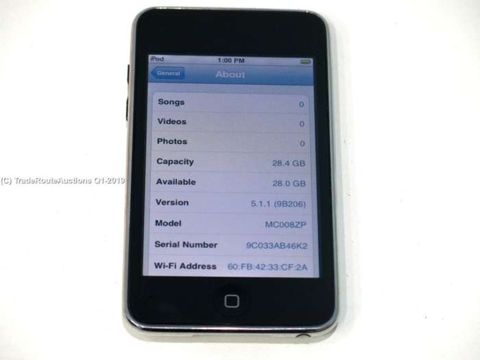 Apple iPod Touch 3rd Generation 32GB  | MC008ZP - A1318