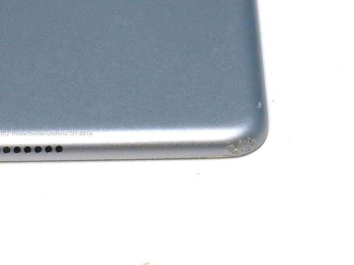 IPAD AIR 2 | MGGX2HC/A | 16GB | 4G CELLULAR + WiFi | SPACE GREY ** RETINA ** 9.7 inch TABLET