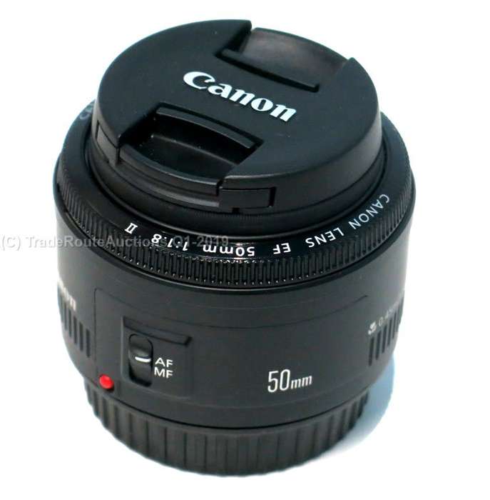 Canon EF 50mm f/1.8 II Lens - Fits Canon Cameras