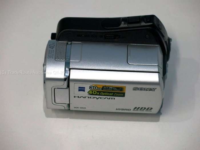 Sony DCR-SR45 30GB Hard Drive Handycam Camcorder with 40x Optical Zoom (HYBRID)