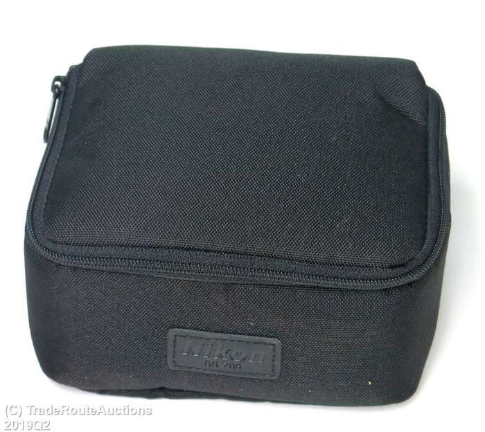 Nikon SB-700 Speedlight Flash - Flash light for Nikon DSLR Cameras