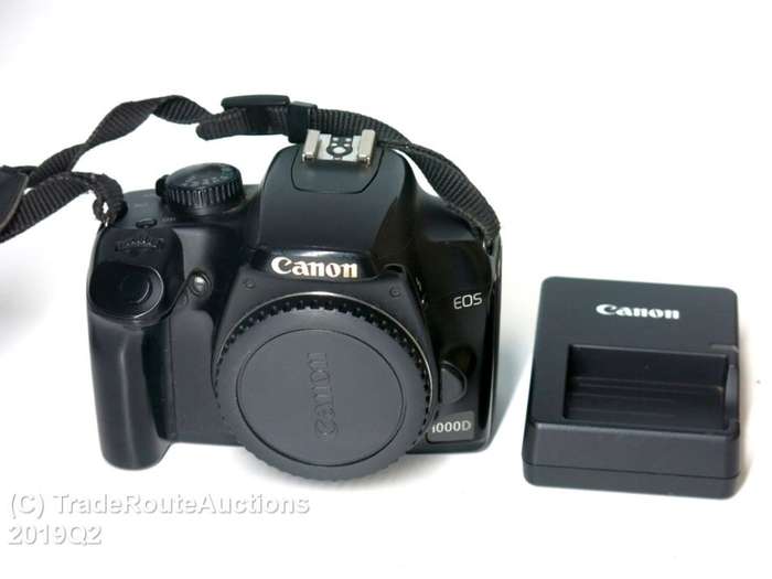 Canon EOS 1000D Digital SLR camera BODY ONLY