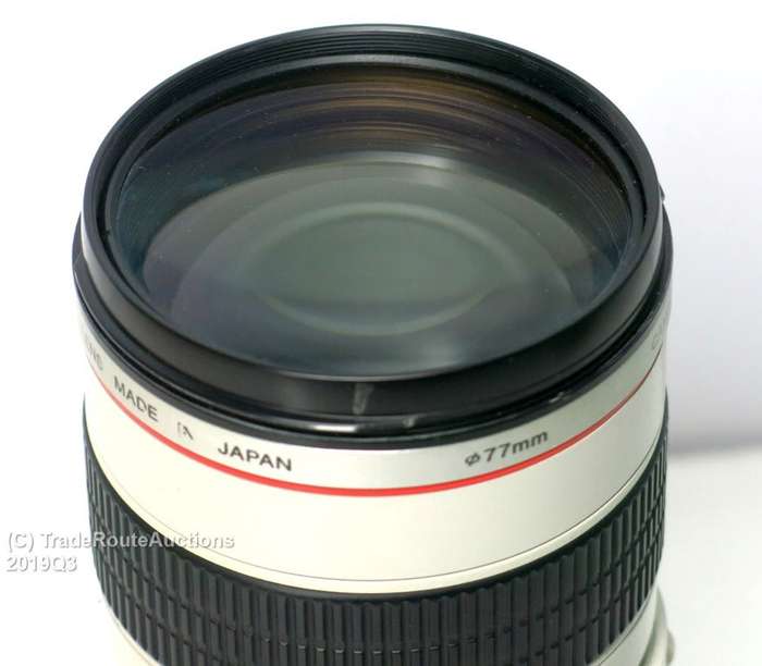 Canon EF 70-200mm f/2.8 L ULTRASONIC USM lens for Canon DSLR Cameras  - PRICE REDUCED