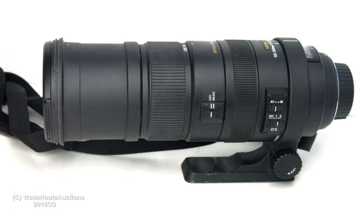 SIGMA 150-500mm F5-6.3 APO DG OS (OPTICAL STABILIZER) ZOOM Lens for NIKON DSLR Cameras