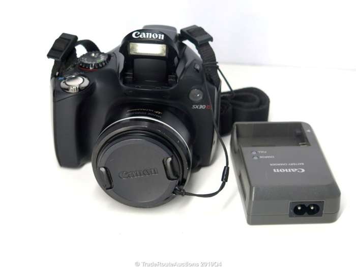 Canon PowerShot SX30 IS IMAGE STABILIZER ULTRASONIC 14.1 MP 35X OPTICAL FULL HD CAMERA