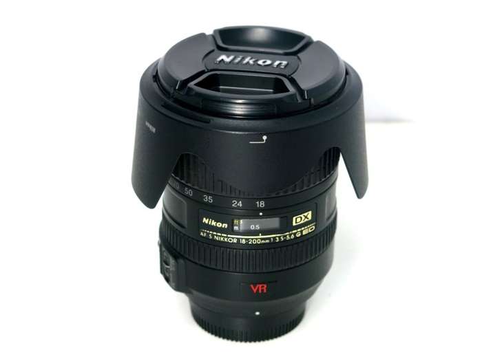 Nikon 18-200mm f/3.5-5.6G ED-IF AF-S DX VR Telephoto Zoom Lens for NIKON DIGITAL