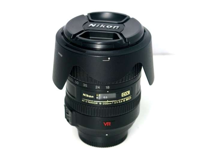 Nikon 18-200mm f/3.5-5.6G ED-IF AF-S DX VR Telephoto Zoom Lens for NIKON DIGITAL