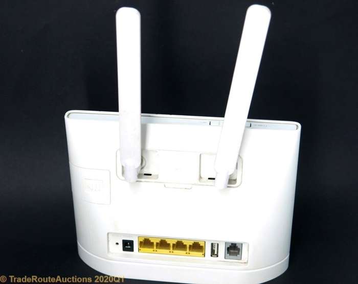 HUAWEI B315S-936 4G LTE Wifi Modem Router (uses SIM card)