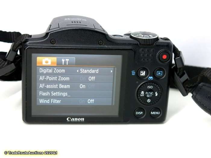 Canon PowerShot SX500 IS 16.0 MP with 30x Wide-Angle Optical IS Zoom and 3.0-Inch LCD