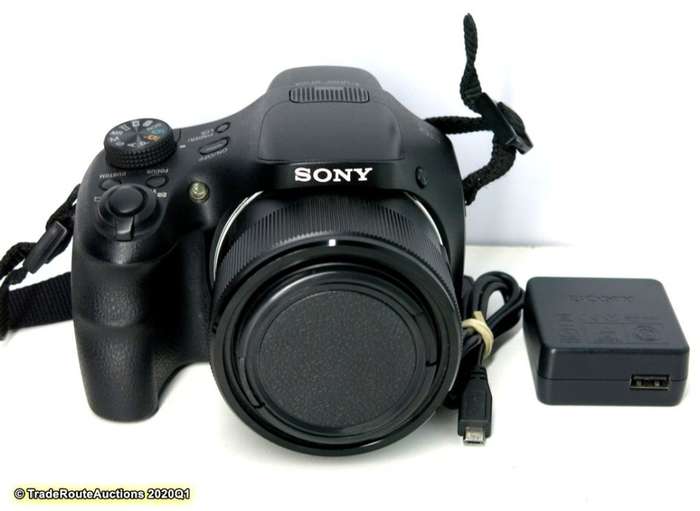 Sony Cyber-Shot DSC-HX300 20.4 MP Digital Camera 50X Optical Zoom