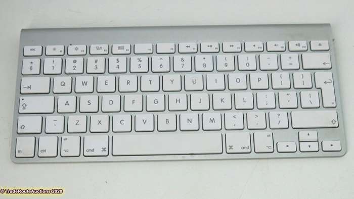 APPLE WIRELESS KEYBOARD A1314 - CAN BE USED WITH IMAC & MAC MINI