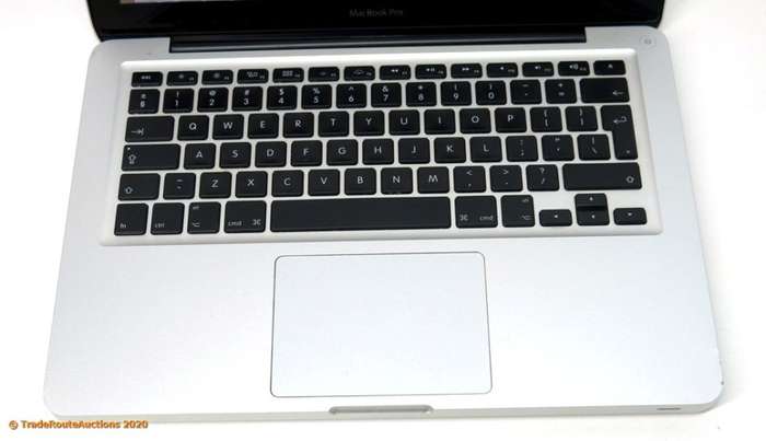 MacBook Pro 13.3-inch | Core i5 2.4GHz | 4GB DDR3 RAM | 128GB SSD | INTEL HD GRAPHICS