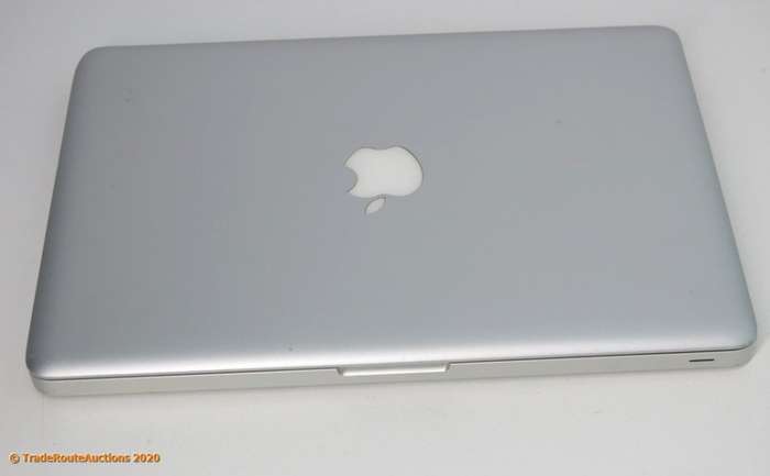 MacBook Pro 13.3-inch | Core i5 2.4GHz | 4GB DDR3 RAM | 128GB SSD | INTEL HD GRAPHICS