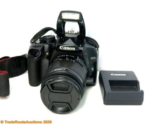 Canon EOS 1000D Digital SLR camera plus Canon 18-55mm Lens Professional KIT