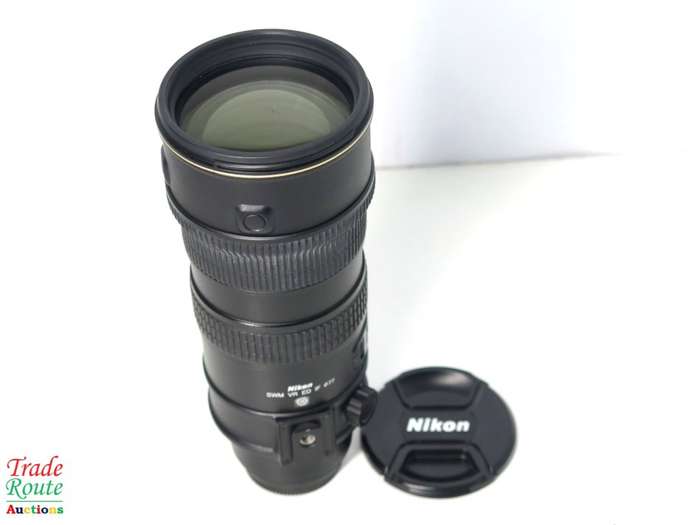 Nikon 70-200mm f2.8G ED-IF AF-S VR Zoom Lens   *** NIKON *** Full Frame lens