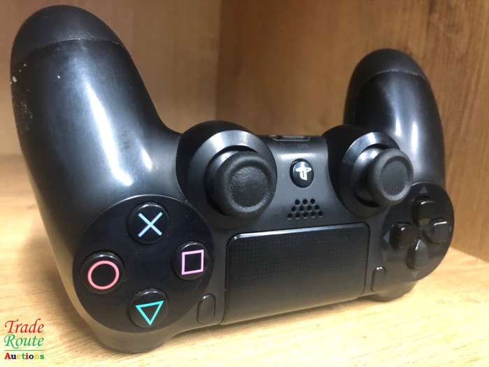 PS4 DUALSHOCK 4 Wireless Controller - for the PlayStation 4