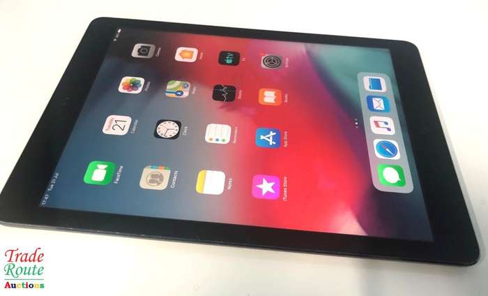 IPAD AIR | 16GB | WiFi | MD785HC/A | SPACE GREY | APPLE  ***  RETINA DISPLAY  ***