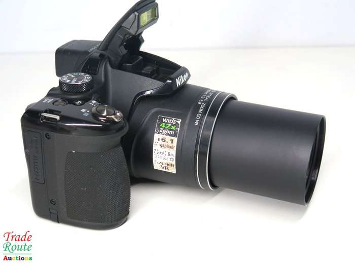 Nikon CoolPix P530 16 MP CMOS Digital Camera with 42x Zoom Lens and Full HD