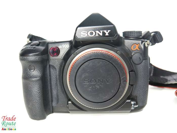 Sony Alpha A900 Full-Frame SLR Digital Camera 24.6 Megapixels