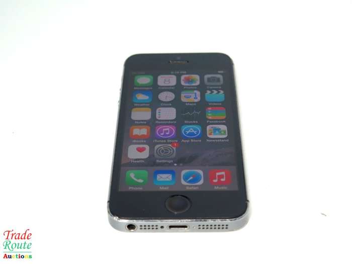 Apple Iphone 5S SmartPhone | 16GB | A1530 | MF352SO/A *** APPLE IPHONE5s ***
