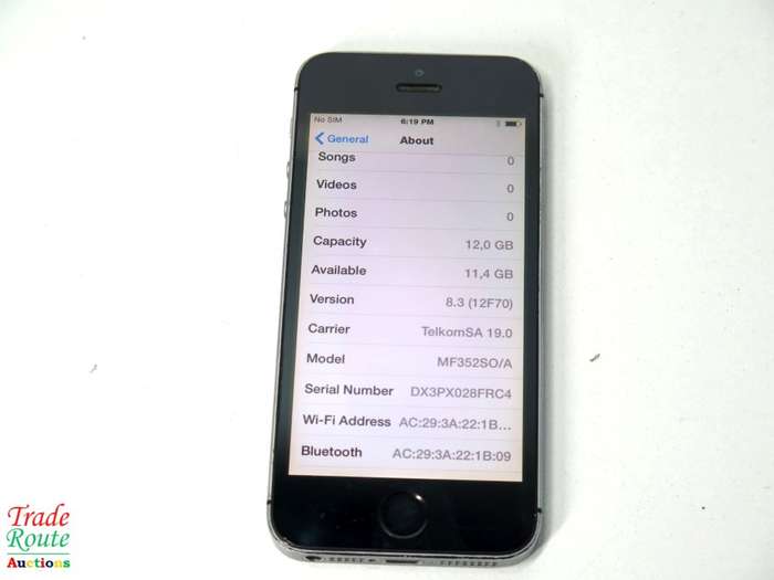 Apple Iphone 5S SmartPhone | 16GB | A1530 | MF352SO/A *** APPLE IPHONE5s ***