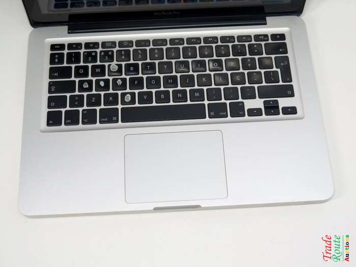 MacBook Pro 13.3-inch | Core 2 DUO | 2GB RAM | 320GB HDD | INTEL HD GRAPHICS