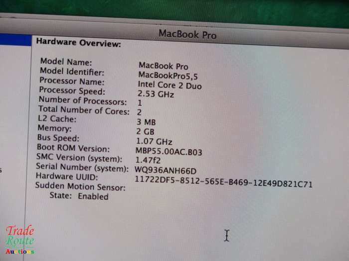 MacBook Pro 13.3-inch | Core 2 DUO | 2GB RAM | 320GB HDD | INTEL HD GRAPHICS