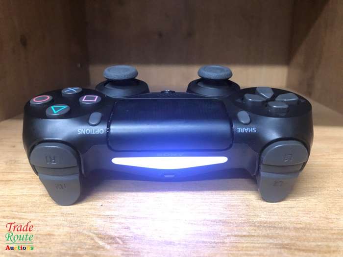 V2 BLACK - PS4 DUALSHOCK 4 Wireless Controller - for the PlayStation 4