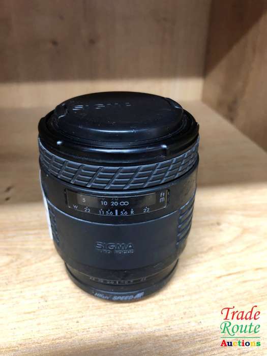 Sigma Auto Focus UC ZOOM 70-210mm 1: 4-5.6 for SONY