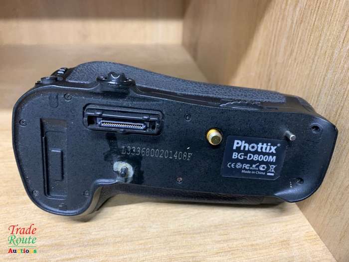 Phottix Battery Grip BG-D800M for Nikon D800 / D800E Cameras