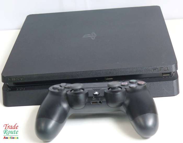 Sony PS4 PlayStation 4 SLIM console - CUH-2016A - Jet Black  *** SONY PS4 ***