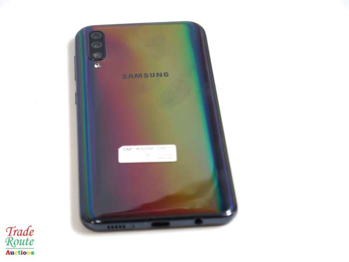 SAMSUNG GALAXY A50 128GB - SM-A505F SmartPhone - DUAL SIM - TRIPLE CAMERA