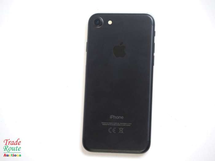 IPHONE 7 | BLACK | A1778 | MN8X2AA/A   *** APPLE IPHONE7 ***
