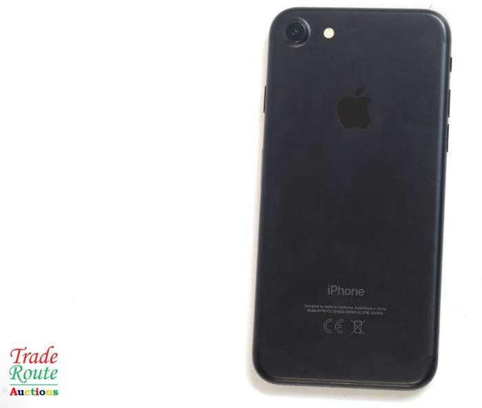 IPHONE 7 | BLACK | A1778 | MN8X2AA/A   *** APPLE IPHONE7 ***