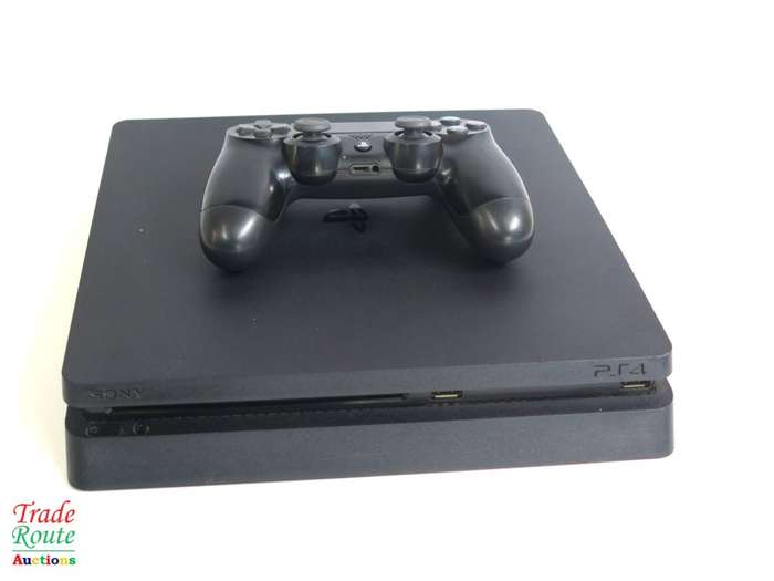 Sony PS4 PlayStation 4 SLIM console - CUH-2016A - Jet Black  *** SONY PS4 ***