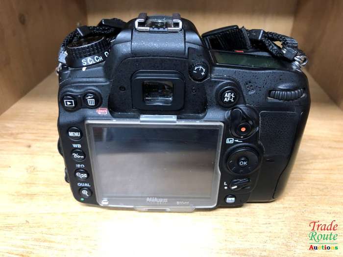 NIKON D7000 DSLR CAMERA Body (ONLY) 16.2 Megapixels