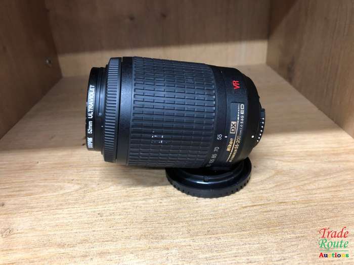Nikon 55-200mm VR [ VIBRATION REDUCTION ] LENS