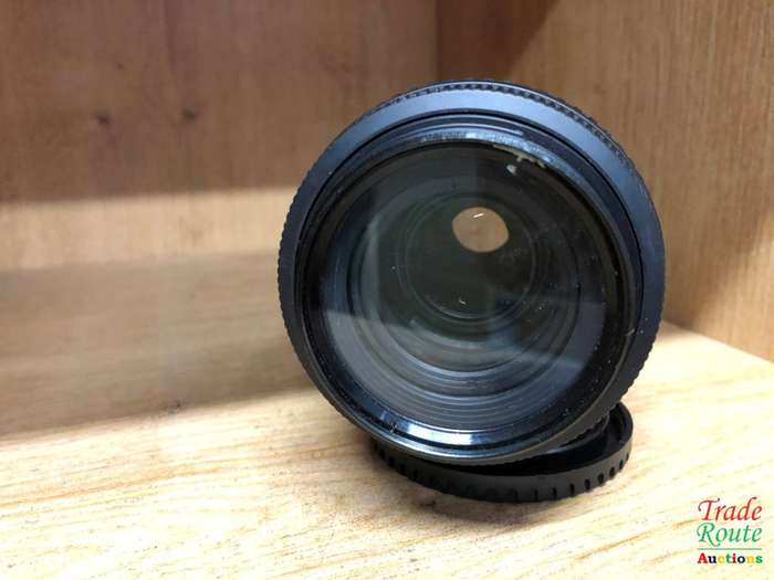 Nikon 55-200mm VR [ VIBRATION REDUCTION ] LENS