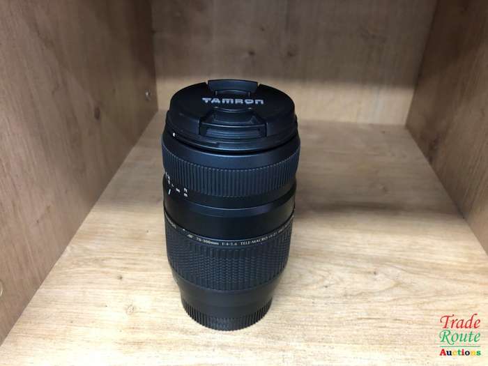 Tamron AF 70-300mm f/4.0-5.6 Di LD Zoom Lens for SONY / Minolta DSLR Cameras